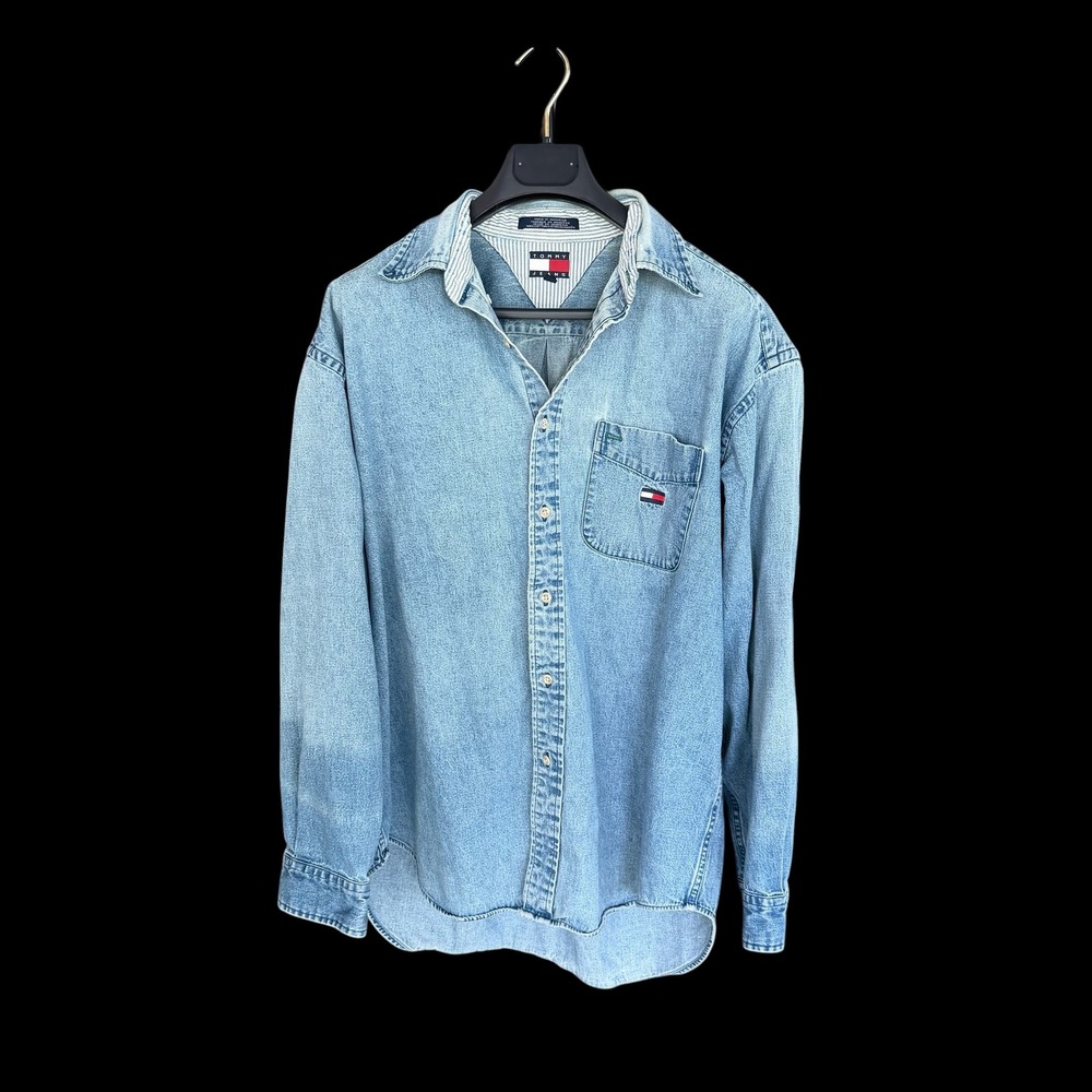 90's Tommy Jeans Light Wash Denim Button Down Shirt Blue Size M Vintage 90s